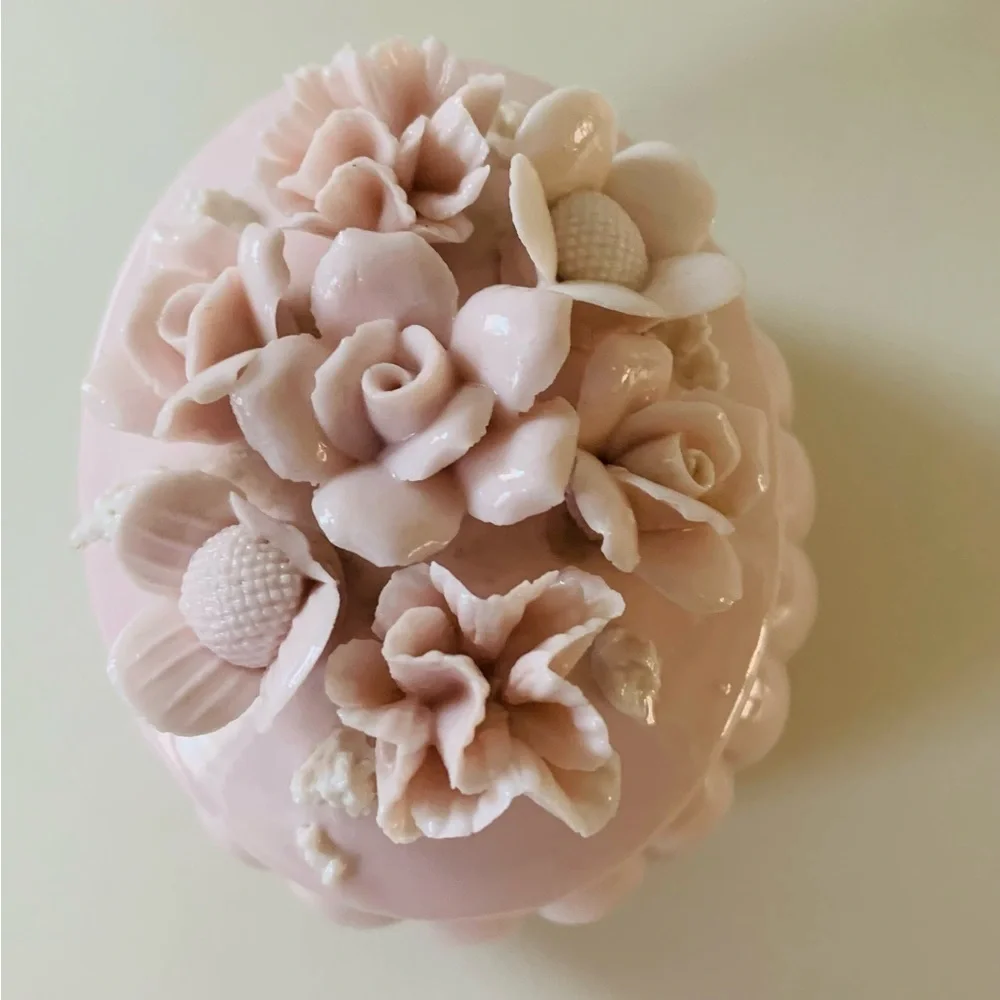 A Lorrie Design box